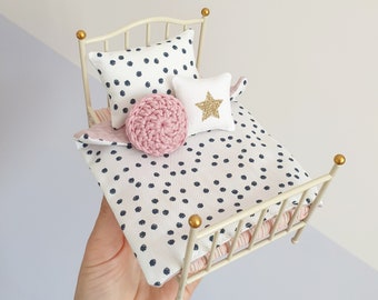 Miniature Dollhouse Bedding Monochrome Spotty Print UK - Modern Miniatures - Maileg House Accessories - Black and White