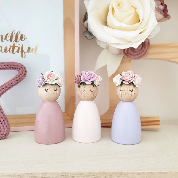 Flower Crown Girl Peg Dolls Set, Pink Girls Nursery Decor, Nursery Shelf Accessories, Girls Bedroom Decor