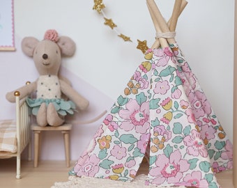 Puppenstube Teepee - Liberty Print Limited Edition - Maileg Zelt - Modernes Puppenhaus Kinderzimmer Möbel