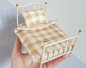 Miniature Dollhouse Bedding Neutral Gingham Print UK - Modern Bedding Set - Maileg House Accessories