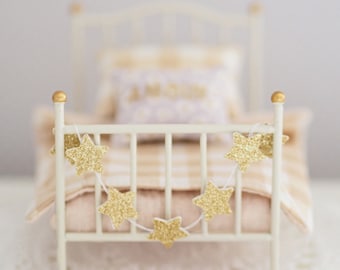 Miniature Gold Star Garland - Dollhouse Decoration - Modern Dollhouse Decor