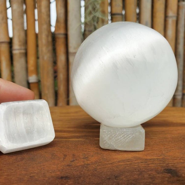 Selenite Stand for 3-6.5 cm Crystal Balls, Selenite Stand for Crystal Spheres, Stand for Crystal Balls, Fits 3-6.5 cm or 1-2.5 inch Balls