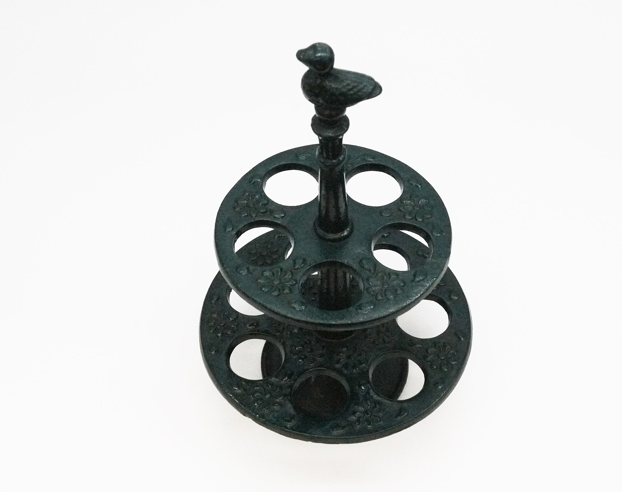 French Cast Iron Egg Stand for 12 Eggs Holder, Retro Green Egg Holder