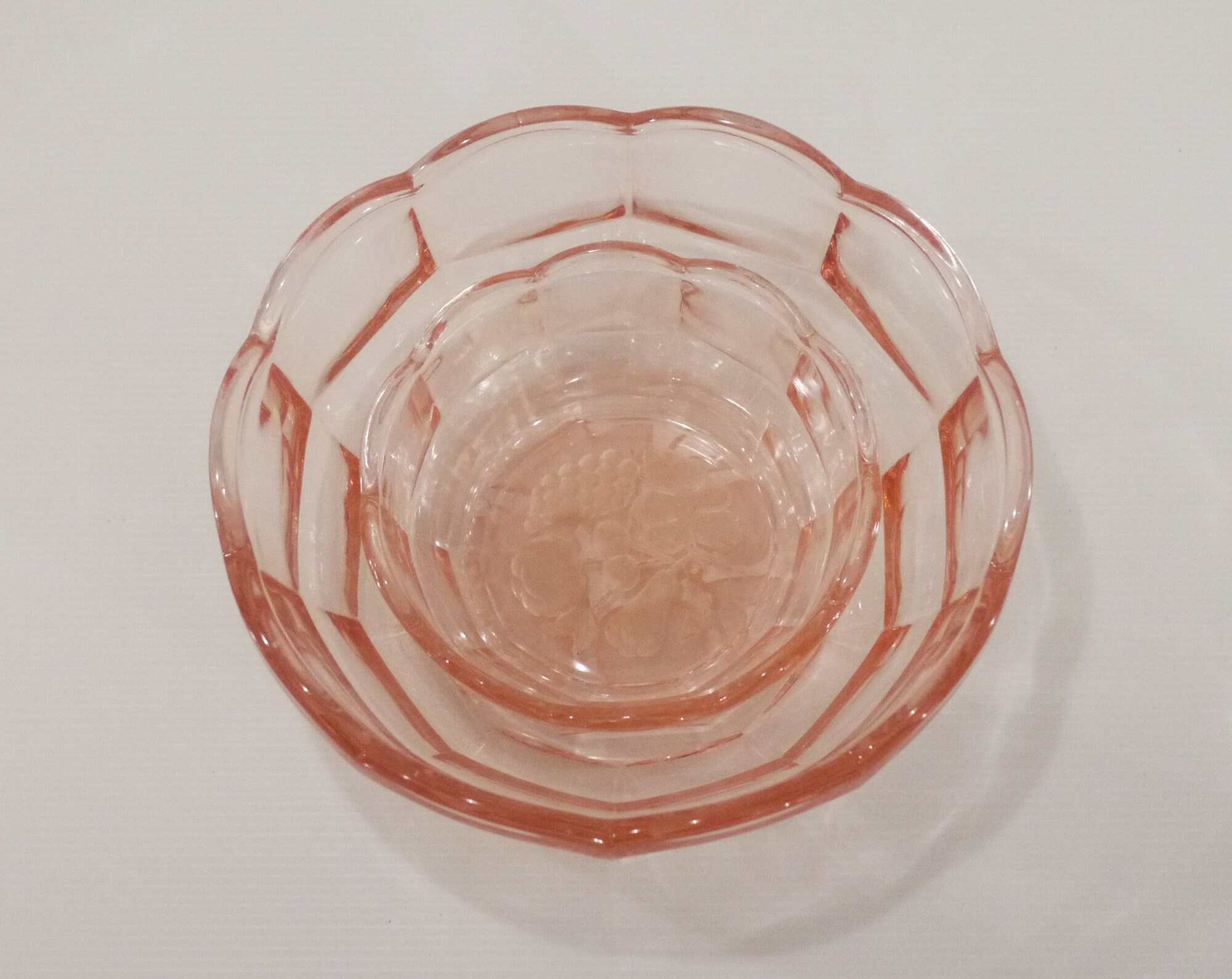 French Art Deco Pink Glass Salad Bowls, S/2