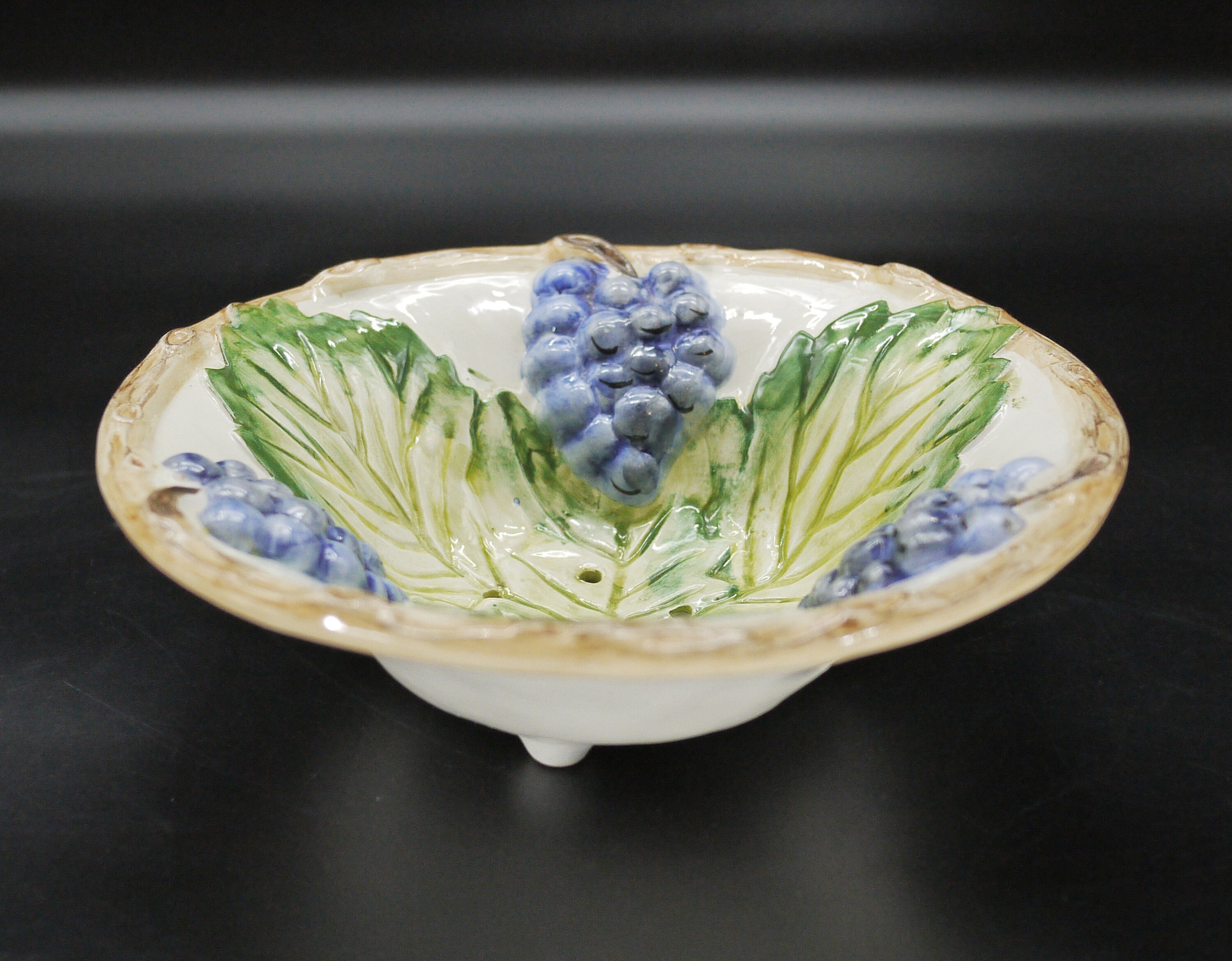 Majolica Grape Colander Fruit Bowl