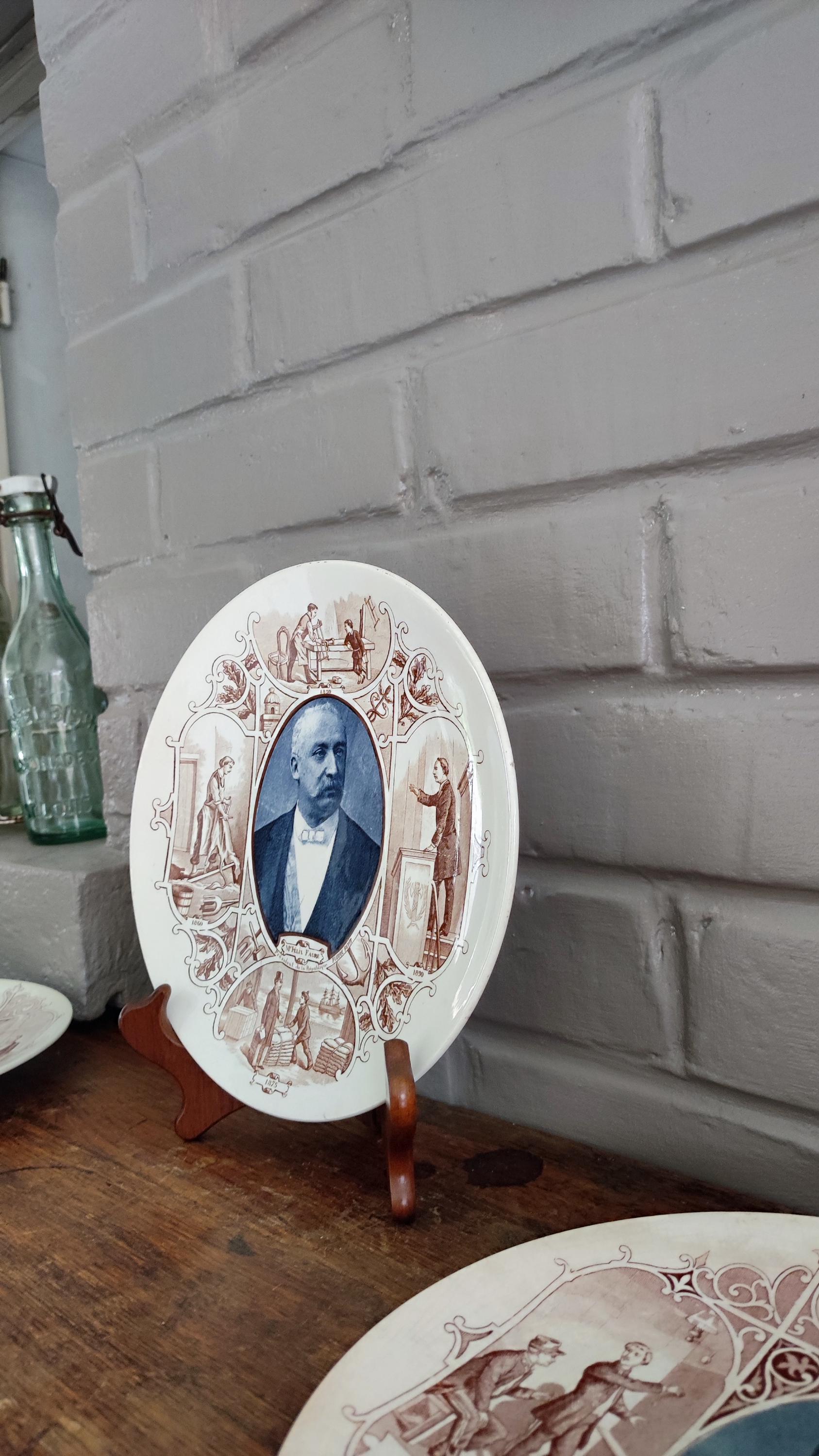アンティークのフランス製壁掛け陶器皿、フェリックス・フォール大統領