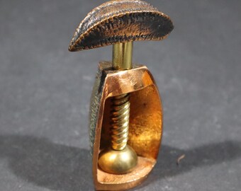 Antique Bronze Nutcracker Ges. Gesch Geschützt, Screw Nut Cracker