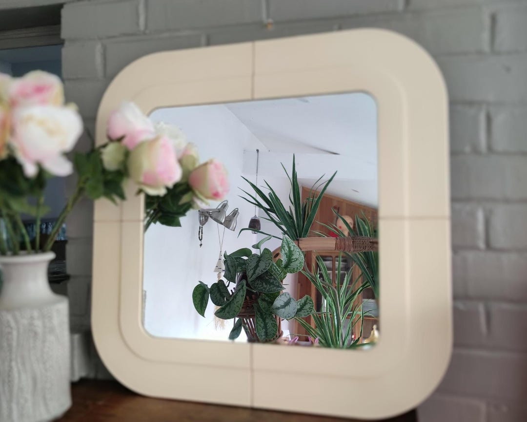 Kartell Vintage Wall Mirrors アンナ・カステリ Mid Century Modern Italian Wall Mirror KARTELL Design by Anna