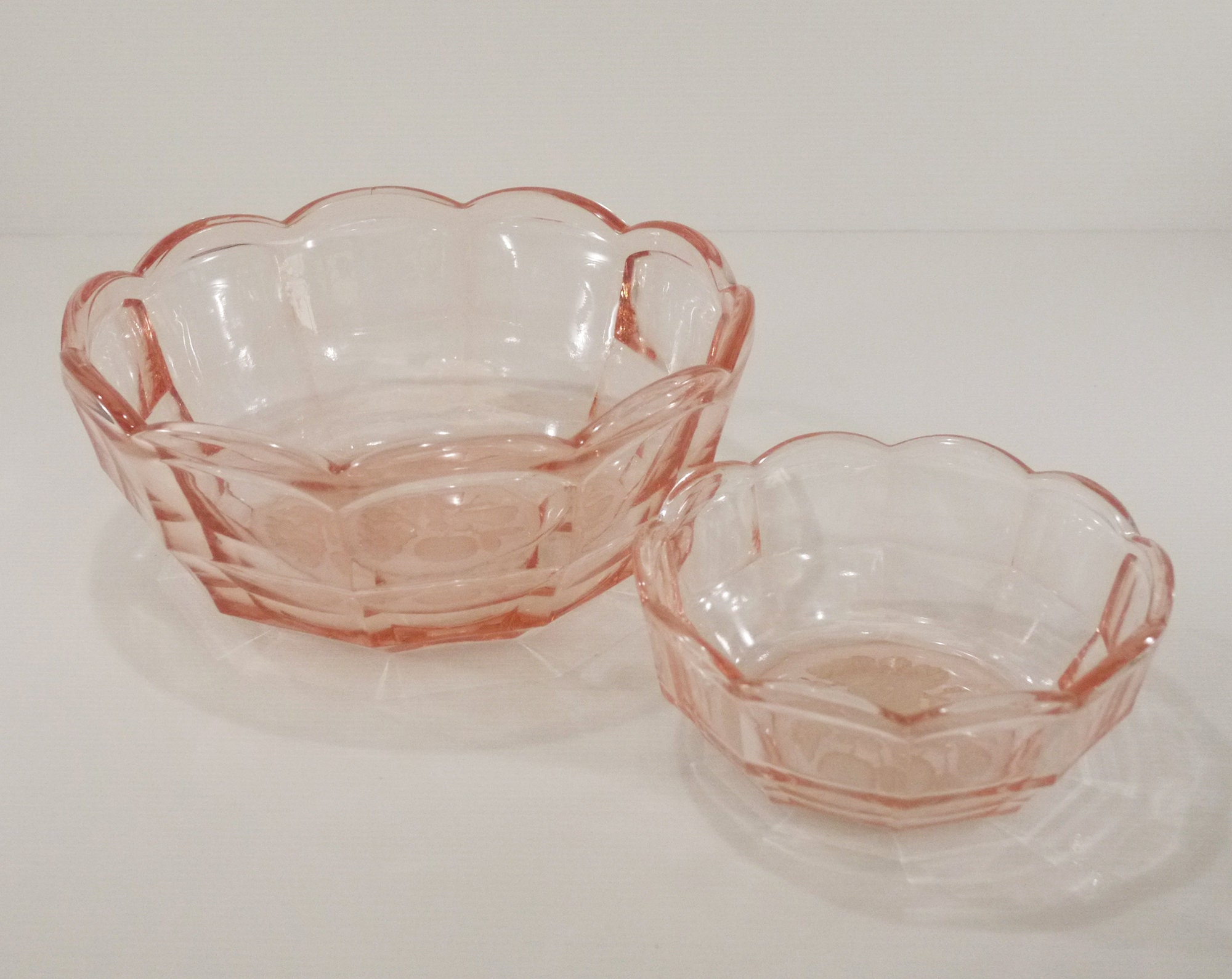 French Art Deco Pink Glass Salad Bowls, S/2
