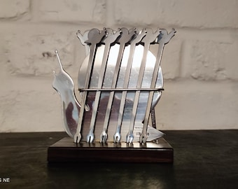 Art Deco Snail Cocktail Stick Holder in Chrome, Parisian Goldsmith Jules Rocher