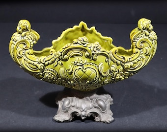 Austrian Antique Cherub Majolica Planter by Schütz Cilli, Tabletop Centerpiece Decor