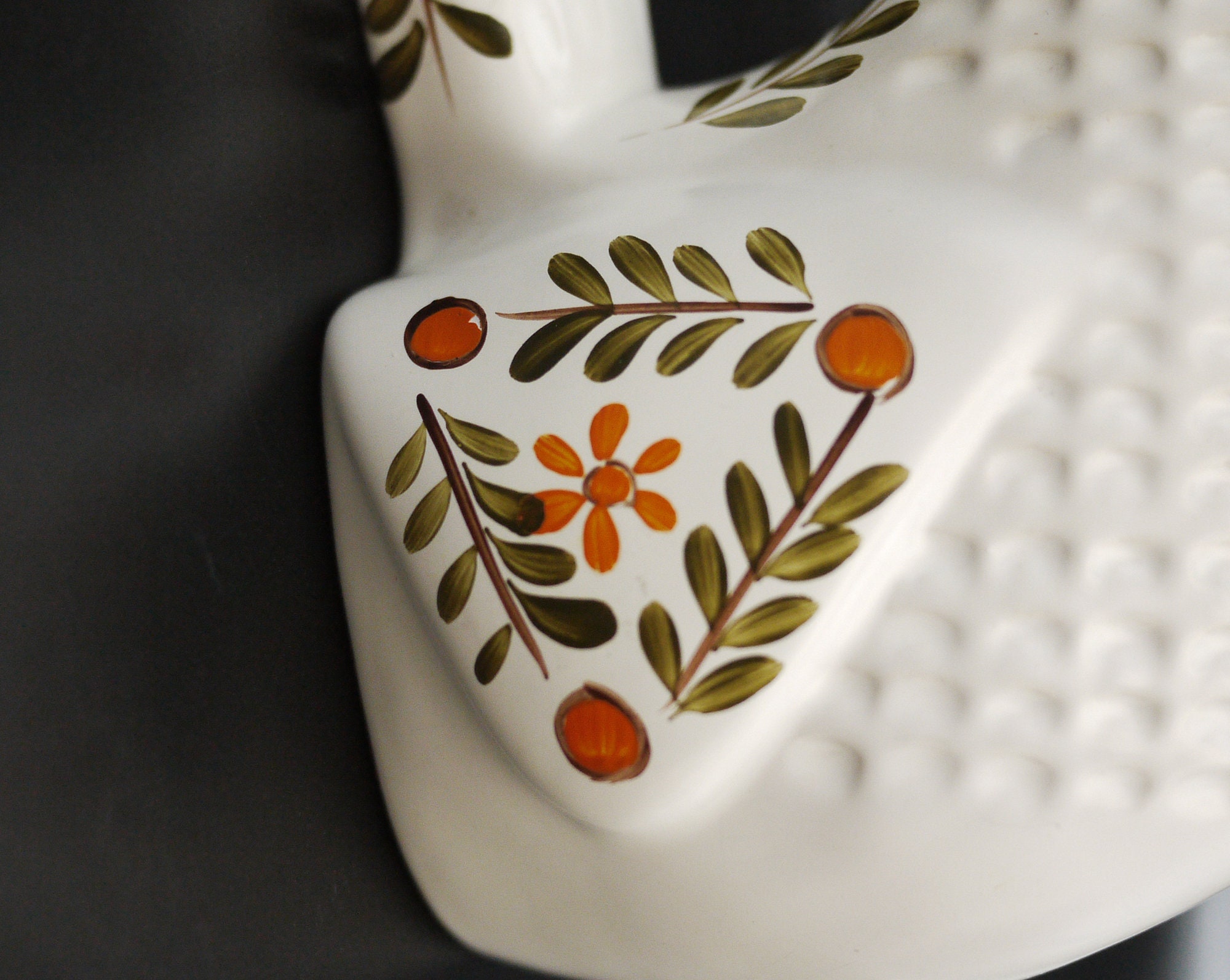 Arthur Wood Bird String and Scissor Holder Wall Mount