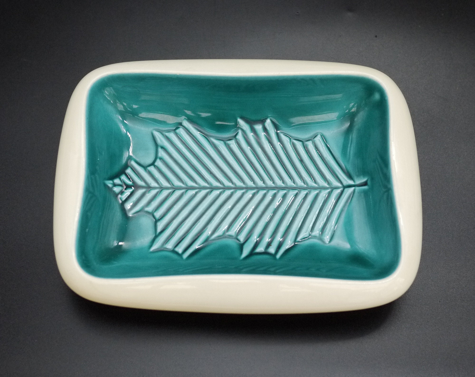 French Leaf Design Ceramic Serving Dish