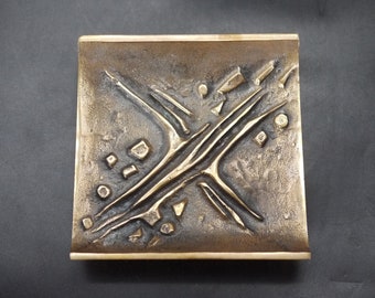 Vintage French Brutalist Bronze Abstract Dish by Jacques Lauterbach