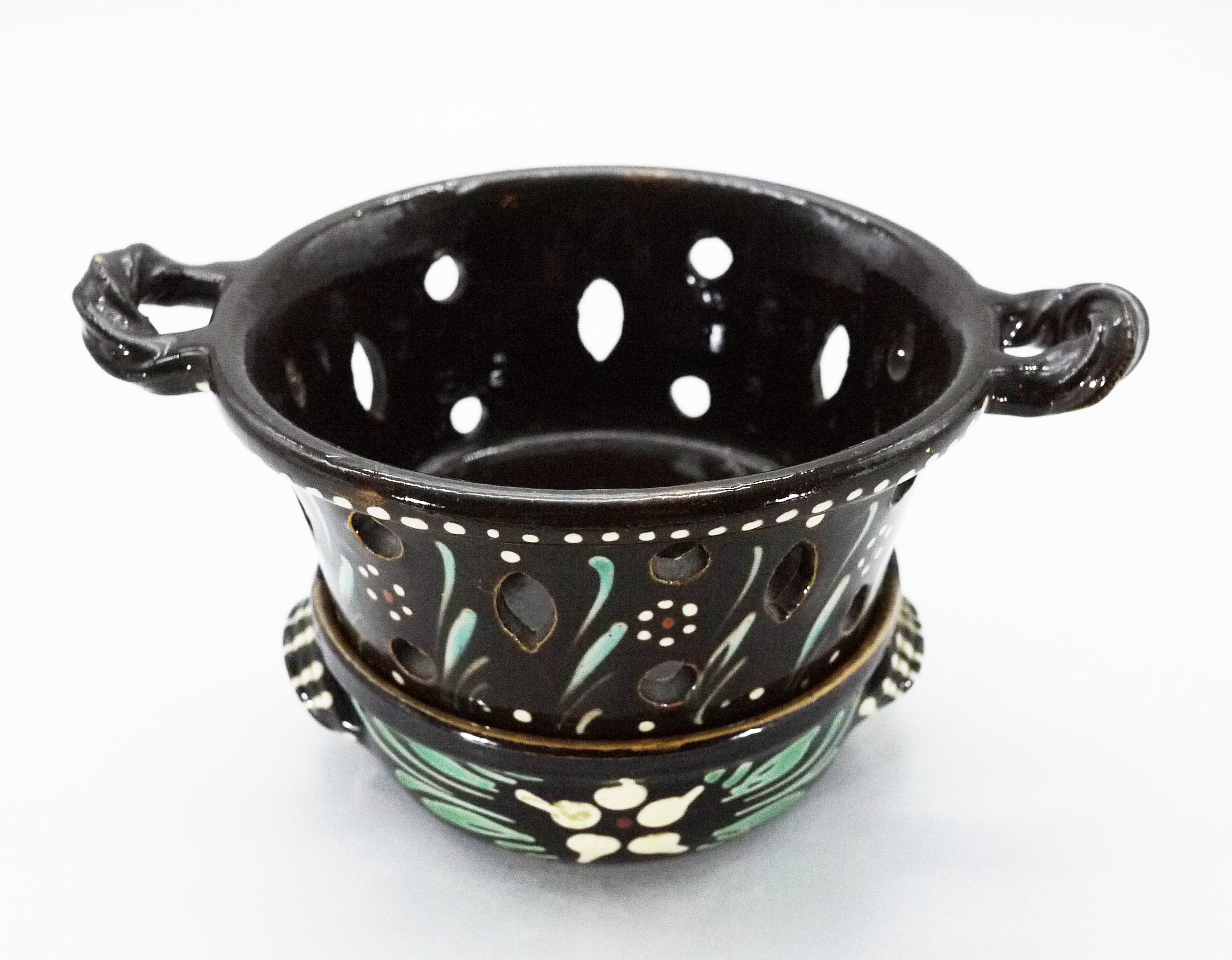 Vintage Pottery Onion Garlic Keeper Storage Bowls, S/2