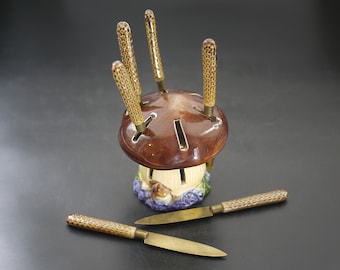 Antique Fruit Knife set German Bronze and Porcelain, Ceramic Mushroom Stand and Knives by Uchatius Bronce