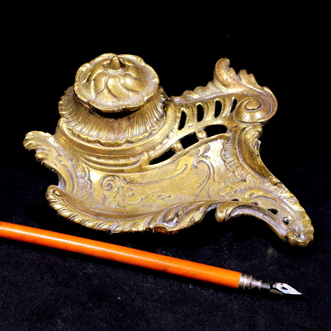 フランスアンティーク インクウェル　ペントレイ　ブロンズ製 フランスアンティーク インクウェル ペントレイ ブロンズ製 1900年代