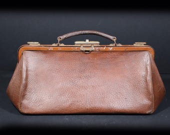 Vintage Brown Distressed Leather Doctor Bag, Antique Gladstone Style Apothecary Bag