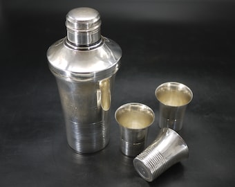 Elegant French Art Deco Cocktail Shaker Set with Silver Plated Cups - French Must-Have for Your Bar