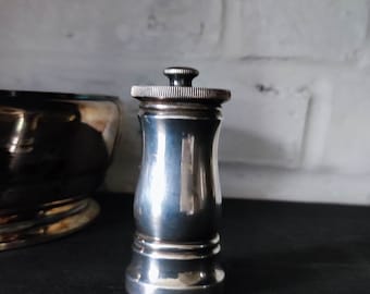 1960s Vintage Silver Plated Pepper Mill by Park Green & Co