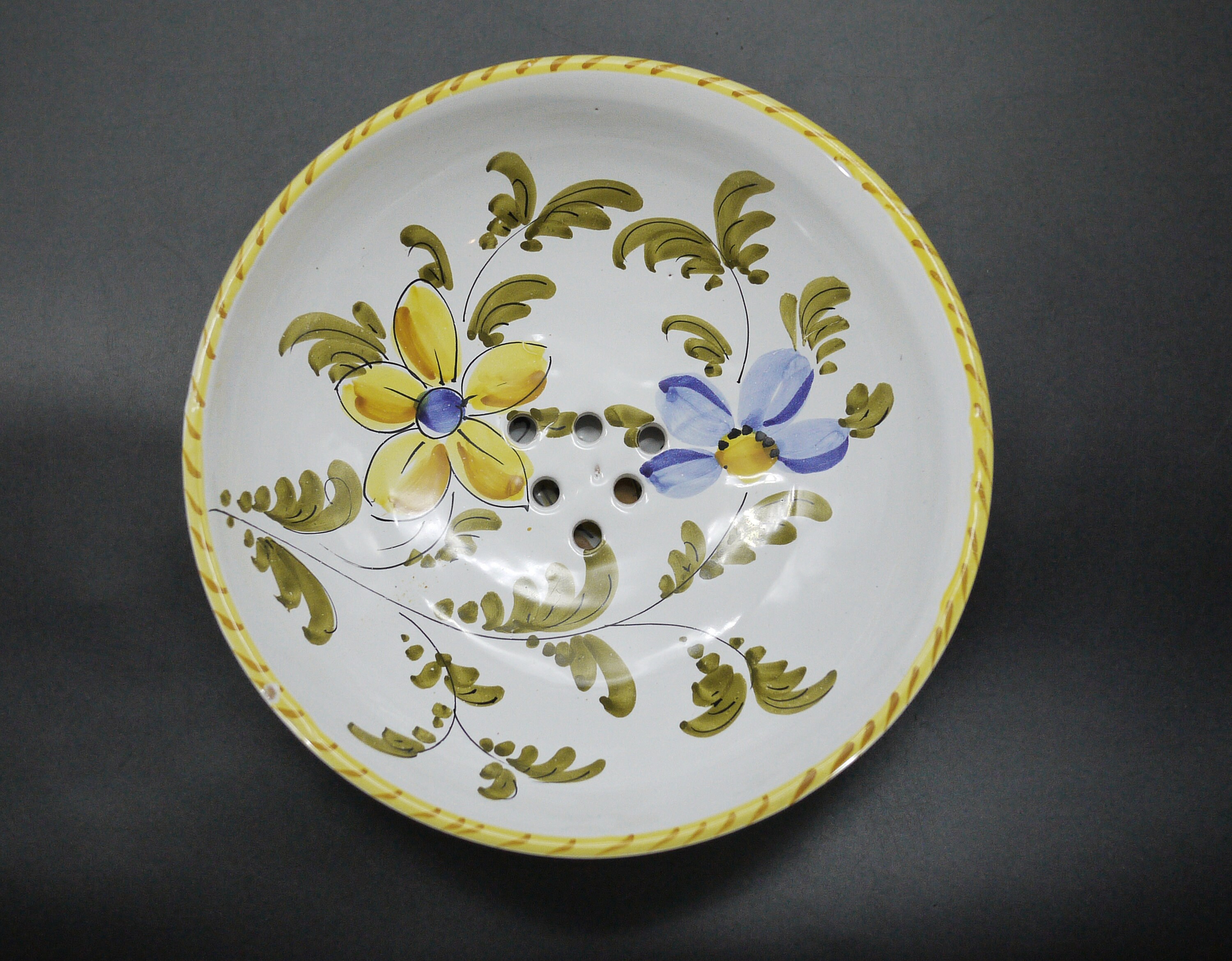 Italian Ceramic Colander Bowl with Under Plate Set