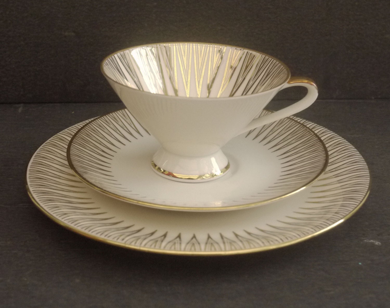 Gold Tea Cup Trio Tea Set German Porcelain Bavaria Elfenbein