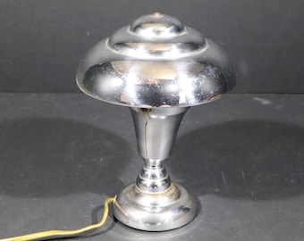 Elegant 1930s French Art Deco Chromed Desk Lamp - Modernist Small Table Lamp Home Office Decor