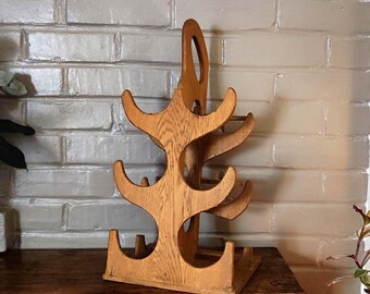 Botellero de madera de estilo moderno de mediados de siglo, fabricado en Francia.