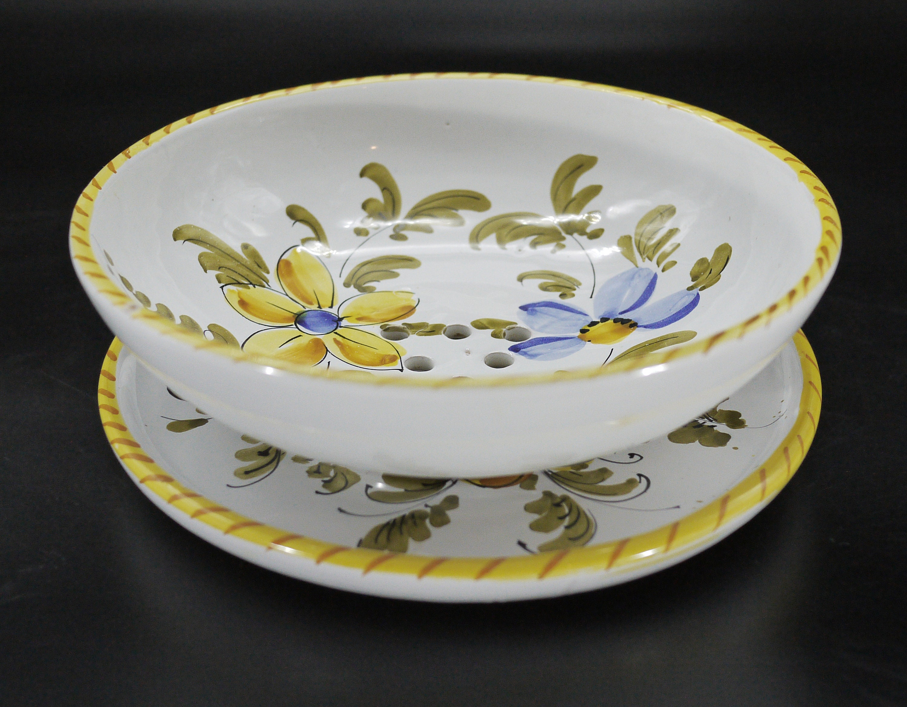 Italian Ceramic Colander Bowl with Under Plate Set