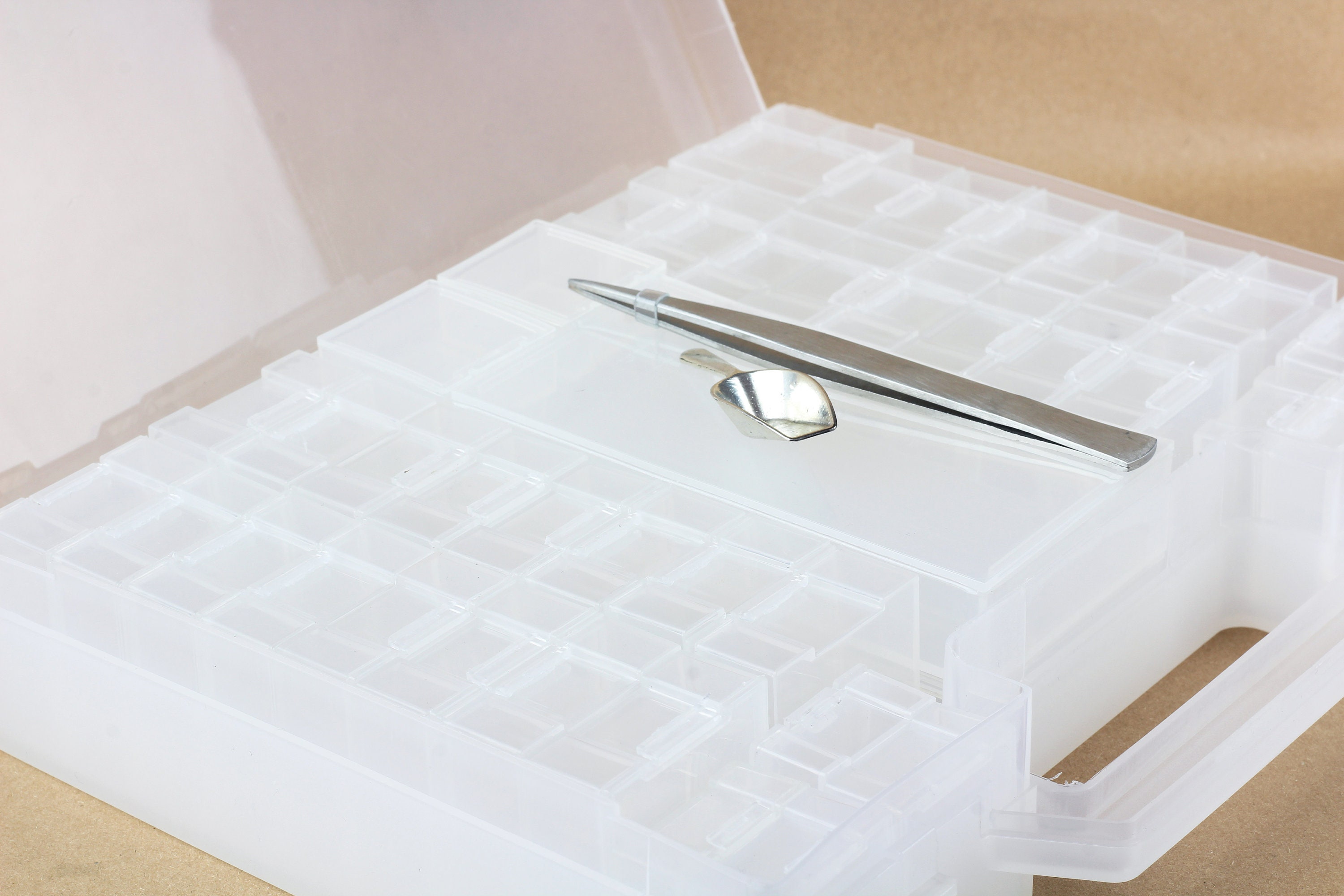 Bead Storage Box - 28 Individual Compartments - BeadOnIt Boards
