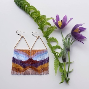 Horizon. Seed bead earrings. Fringe earrings. Nature inspired.