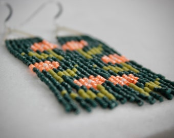 Blossom. Beaded earrings. Fringe earrings.