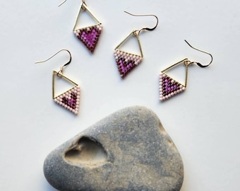 Tiny Hearts. Handmade earrings. Seed bead earrings. Woven earrings. Heart earrings. Valentines. Love. Pink.