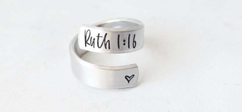 Anillo envolvente con versículo bíblico personalizado, anillo envolvente de plata asequible, anillo envolvente personalizado, anillo cristiano de memorización, anillo de escrituras, referencia imagen 13
