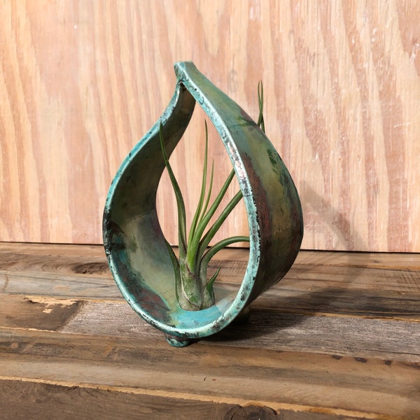 Raku Desktop Air Plant Hanger