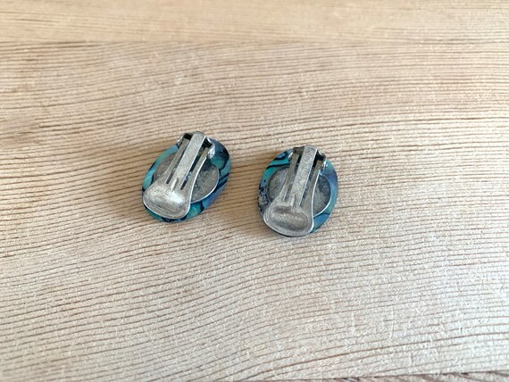 Oval Abalon Shell Flat Button Clipon Earrings Blu… - image 4