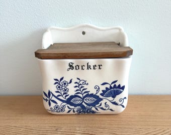 Azucarero antiguo azul Danubio con tapa de madera, diseño de cebolla, fabricado en Japón.