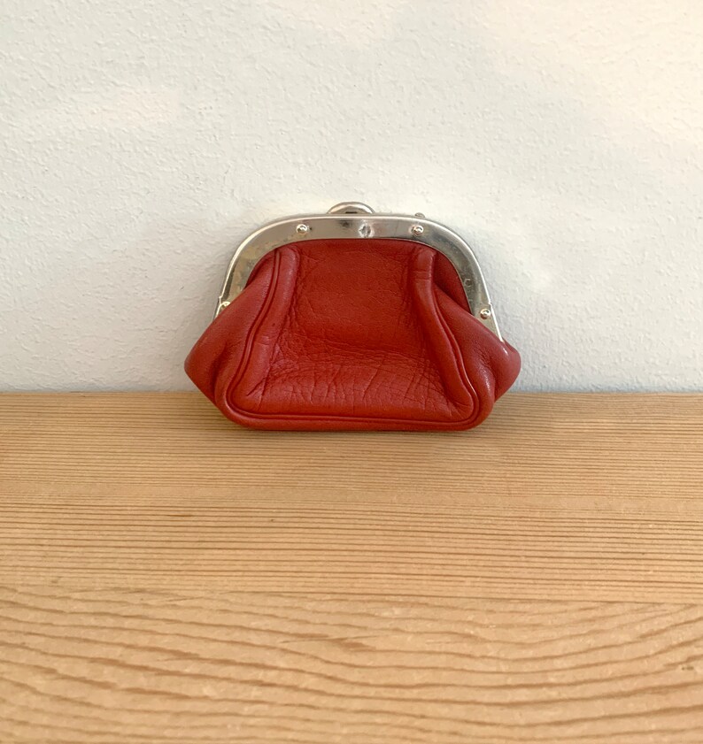 Small Red Vintage Leather Coin Purse Calfskin Clasp Coin Pouch With