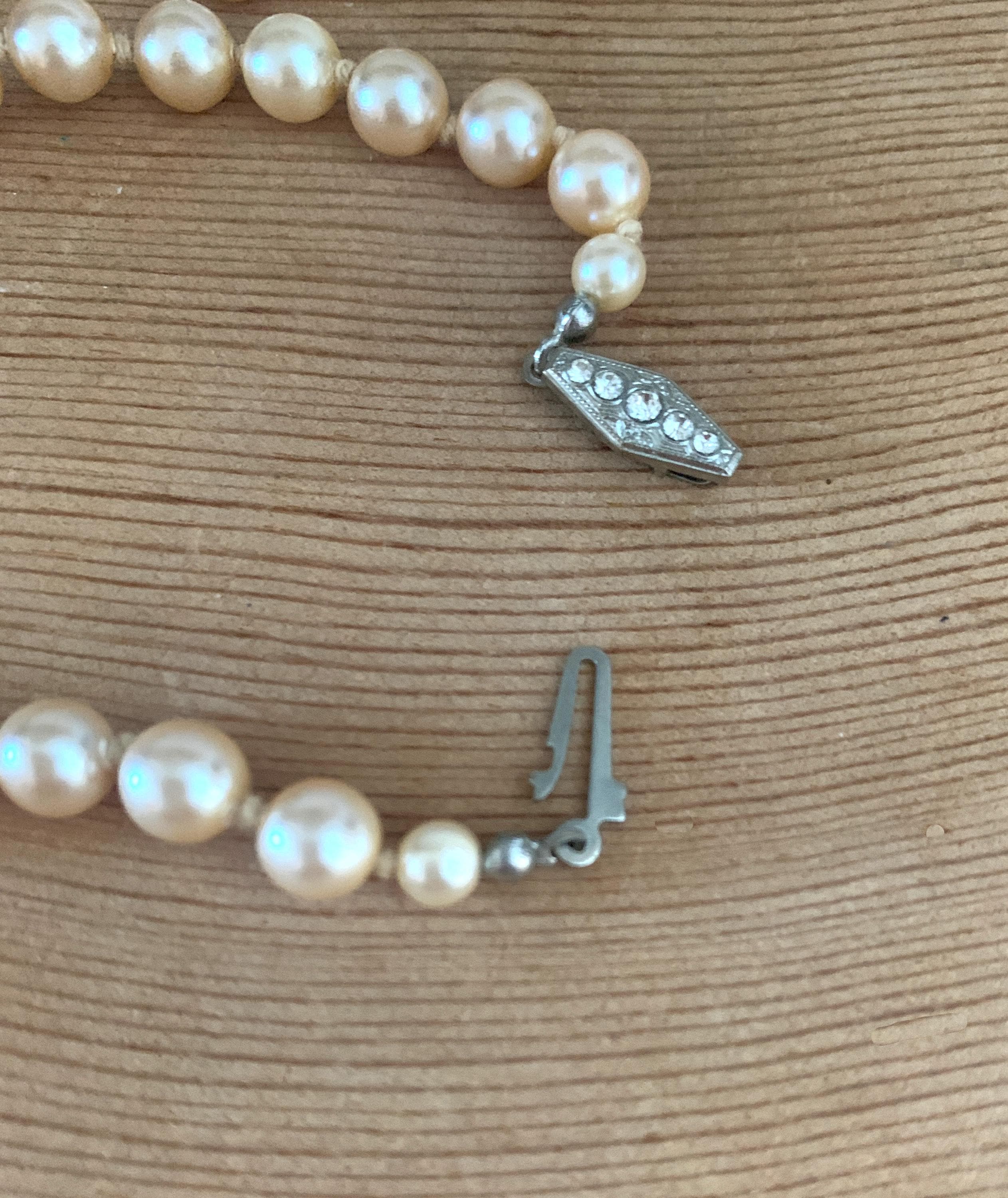 Long Faux Pearl Necklace 29 Inch Peach Tone 7 Mm Beads