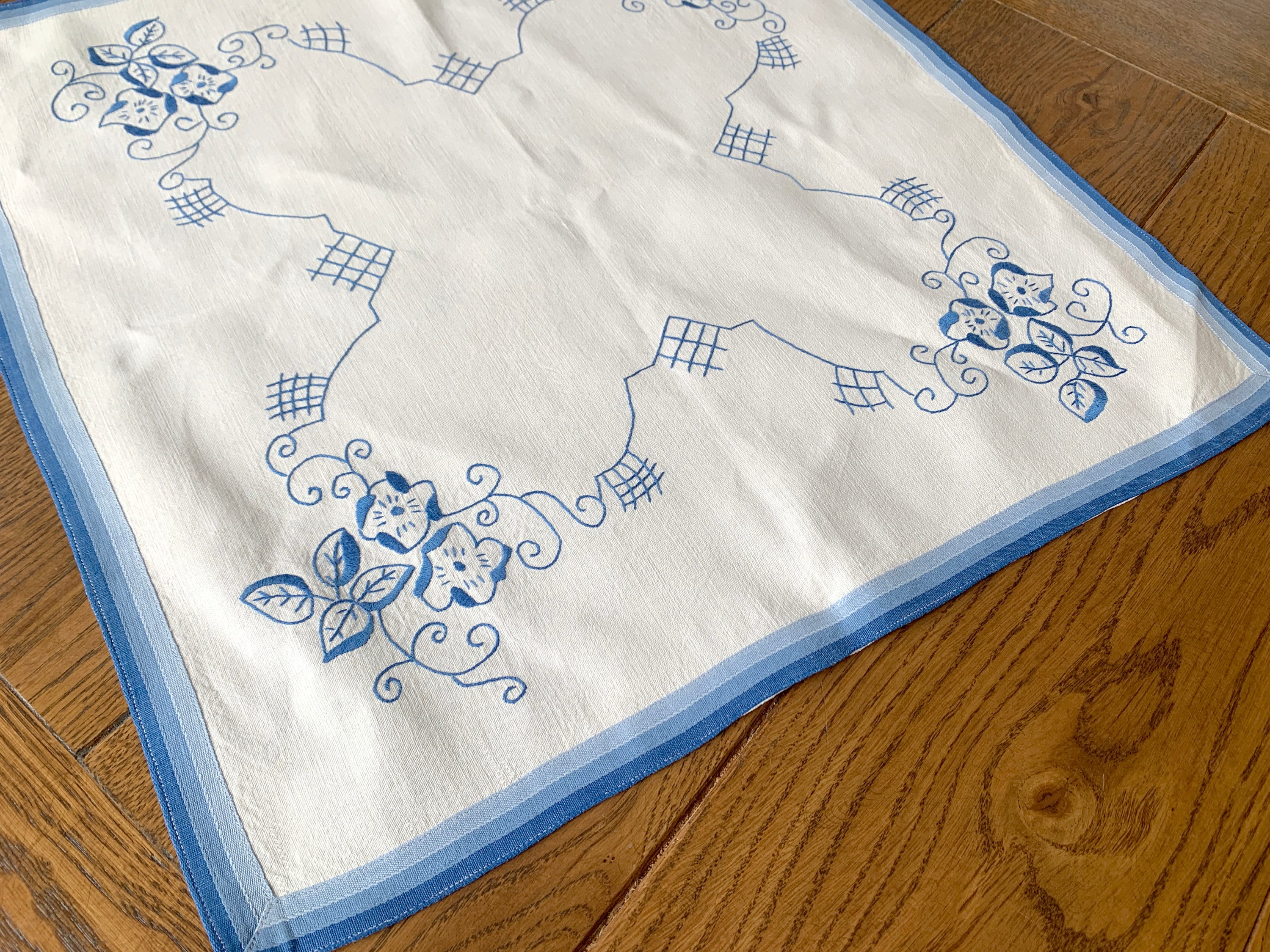 Heritage Embroidered Stitch Woven Topper