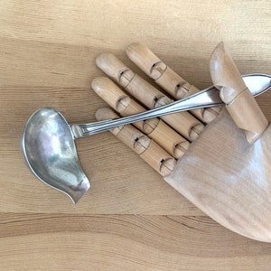 Klassischer schwedischer versilberter Suace Löffel mit spitzem Griff Vintage Servierlöffel Markiert PRIMA NS ALP