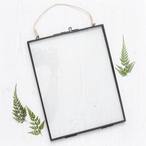 Pressed Flower frame - dried flower frame - wall decor - add your own flowers - dried floral arrangements