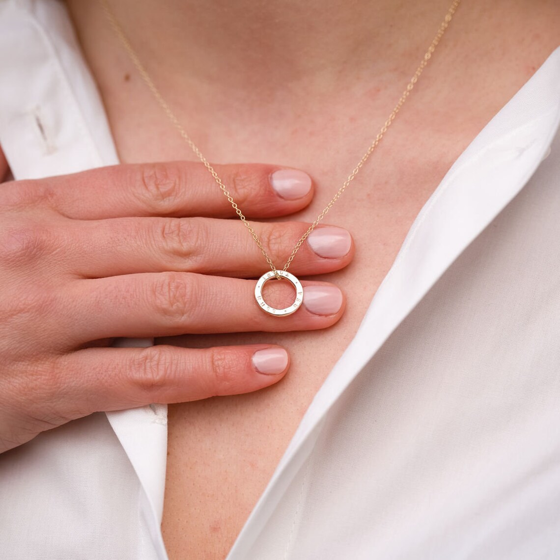 Classic Gold Circle Necklace Etsy UK