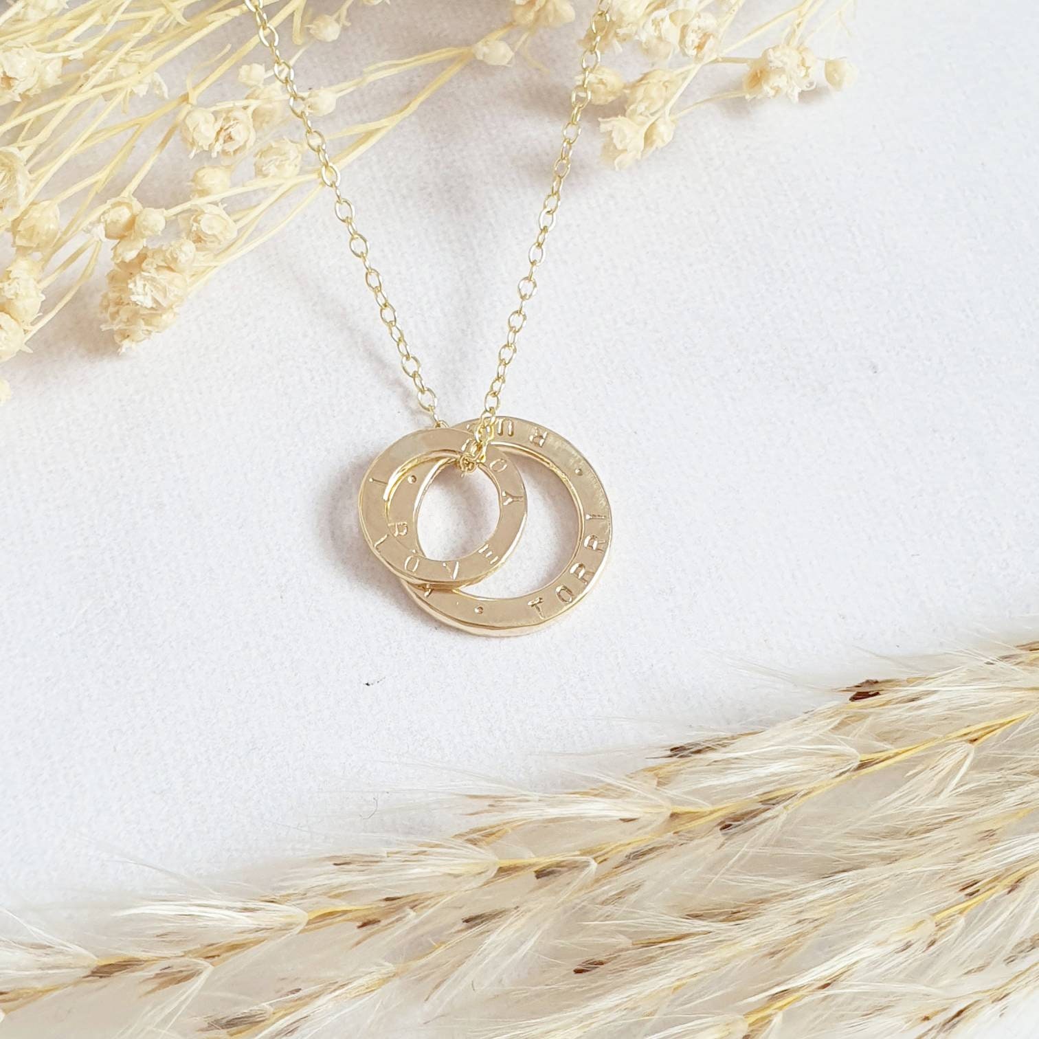 Classic Family Love Circles Gold Necklace