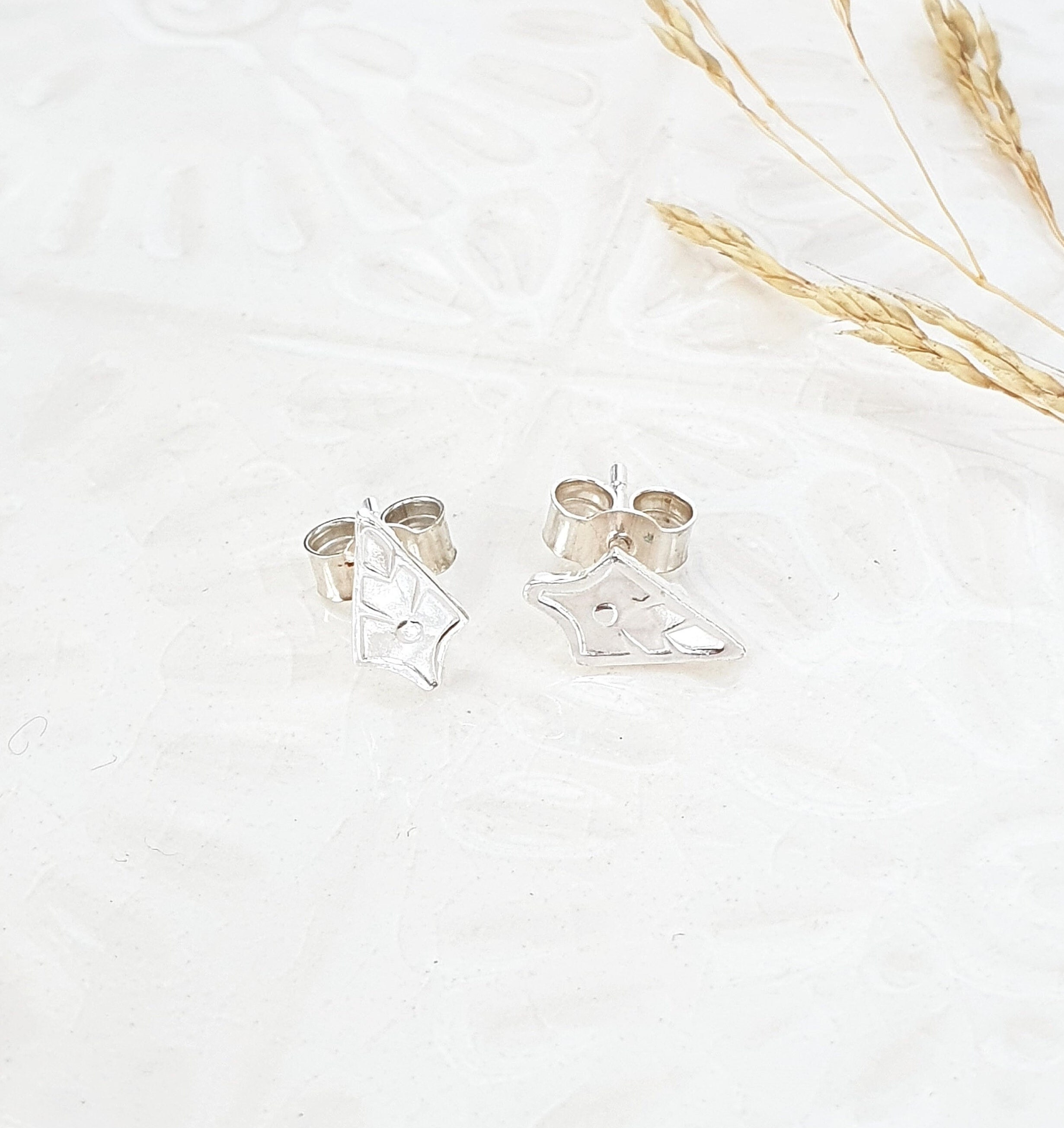 Arrowhead Silver Studs - Recycled