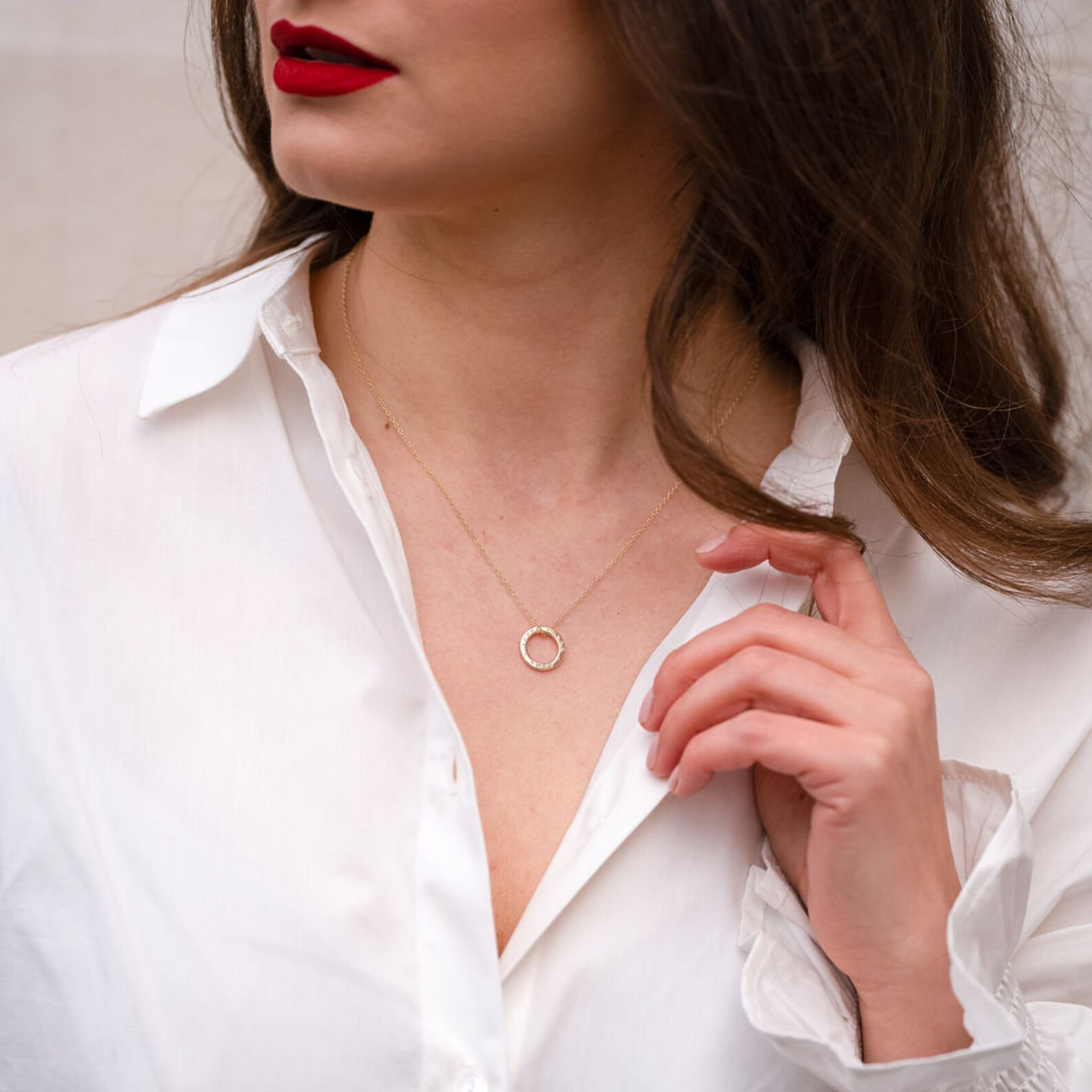 Classic Gold Circle Necklace Etsy UK