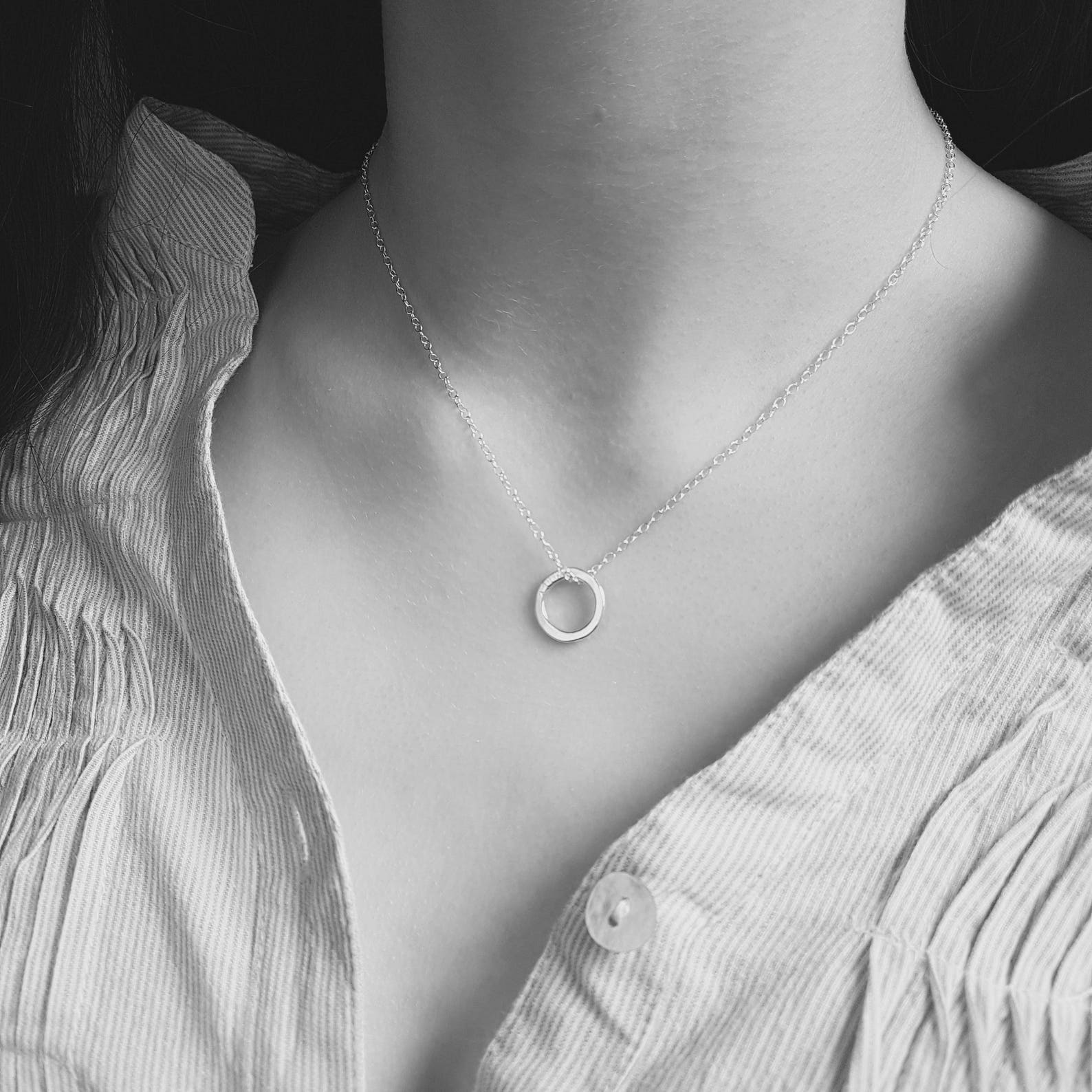 Classic Gold Circle Necklace Etsy UK