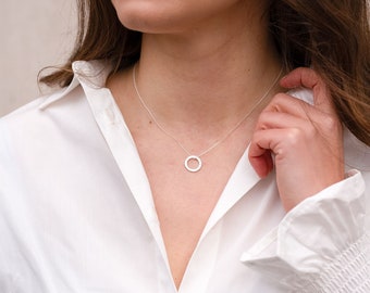 Classic Silver Circle Necklace