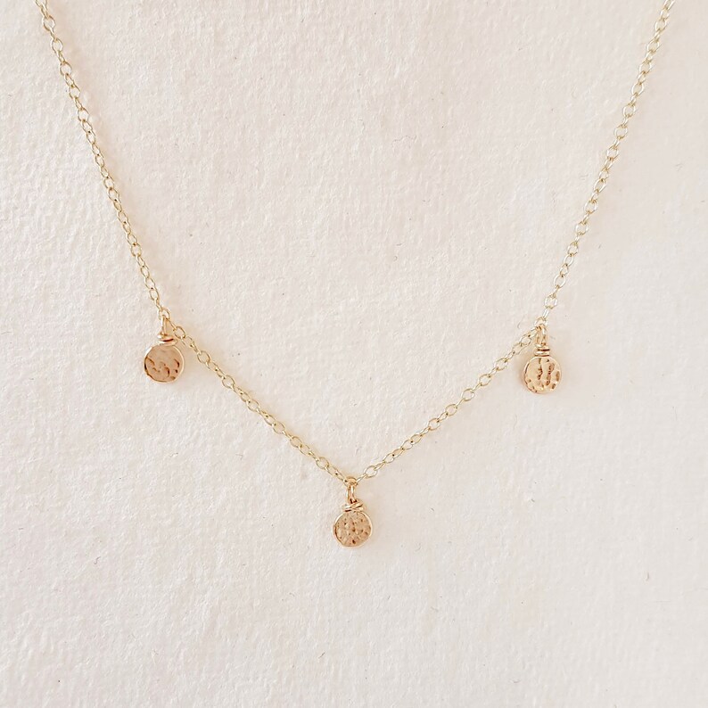 disc dangle necklace