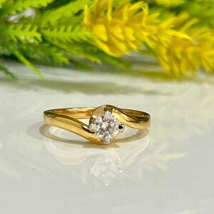 Round Brilliant Cut F/VS1 Solitaire Lab Grown Diamond Engagement Ring, Bypass Setting Solitaire Wedding Anniversary Promise Ring for Women